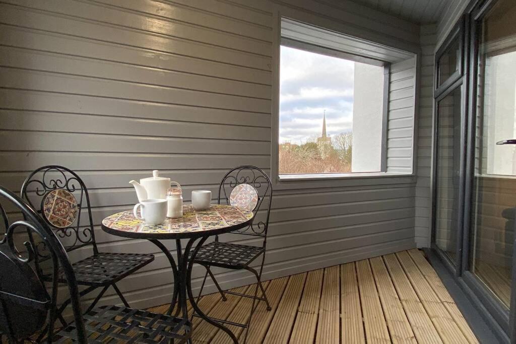 13 The Grosvenor, Luxury Flat, Newmarket, *